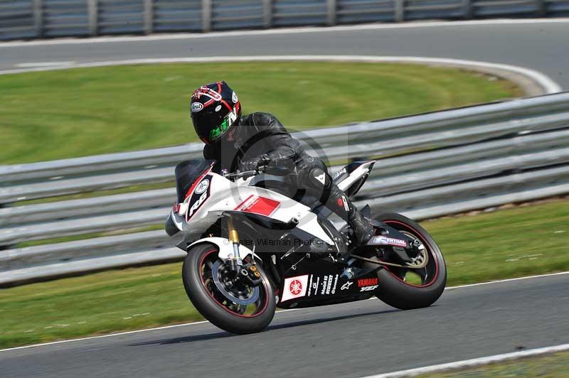enduro digital images;event digital images;eventdigitalimages;no limits trackdays;oulton no limits trackday;oulton park cheshire;oulton trackday photographs;peter wileman photography;racing digital images;trackday digital images;trackday photos