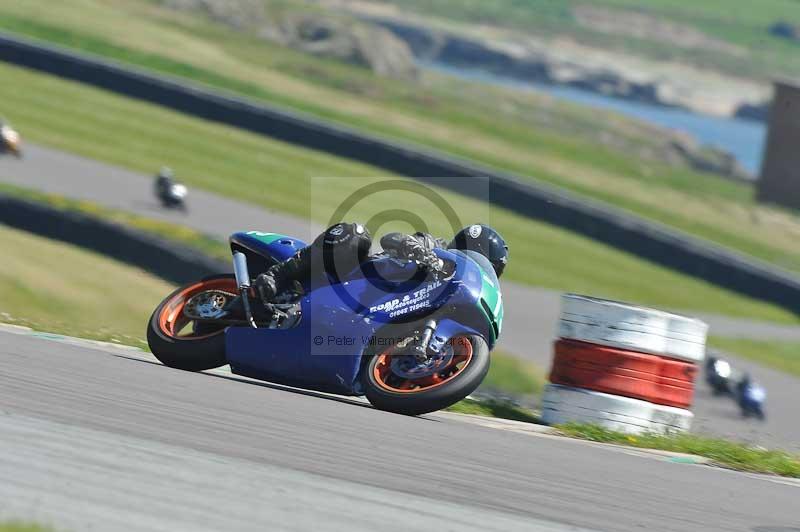 anglesey no limits trackday;anglesey photographs;anglesey trackday photographs;enduro digital images;event digital images;eventdigitalimages;no limits trackdays;peter wileman photography;racing digital images;trac mon;trackday digital images;trackday photos;ty croes