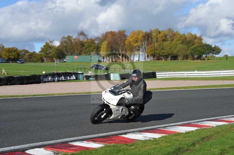 enduro digital images;event digital images;eventdigitalimages;no limits trackdays;oulton no limits trackday;oulton park cheshire;oulton trackday photographs;peter wileman photography;racing digital images;trackday digital images;trackday photos