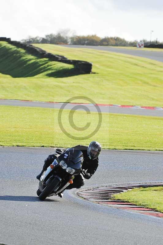 enduro digital images;event digital images;eventdigitalimages;no limits trackdays;oulton no limits trackday;oulton park cheshire;oulton trackday photographs;peter wileman photography;racing digital images;trackday digital images;trackday photos