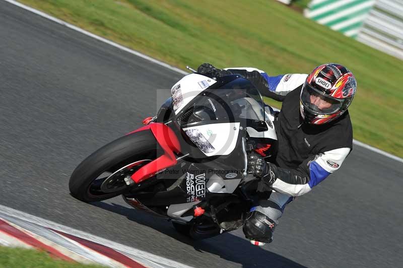 enduro digital images;event digital images;eventdigitalimages;no limits trackdays;oulton no limits trackday;oulton park cheshire;oulton trackday photographs;peter wileman photography;racing digital images;trackday digital images;trackday photos