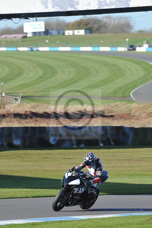 Motorcycle action photographs;donington;donington park leicestershire;donington photographs;event digital images;eventdigitalimages;no limits trackday;peter wileman photography;trackday;trackday digital images;trackday photos