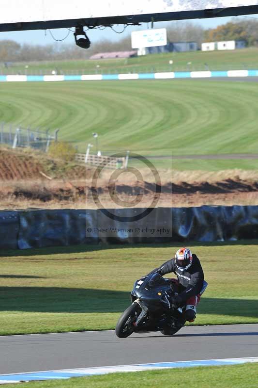 Motorcycle action photographs;donington;donington park leicestershire;donington photographs;event digital images;eventdigitalimages;no limits trackday;peter wileman photography;trackday;trackday digital images;trackday photos