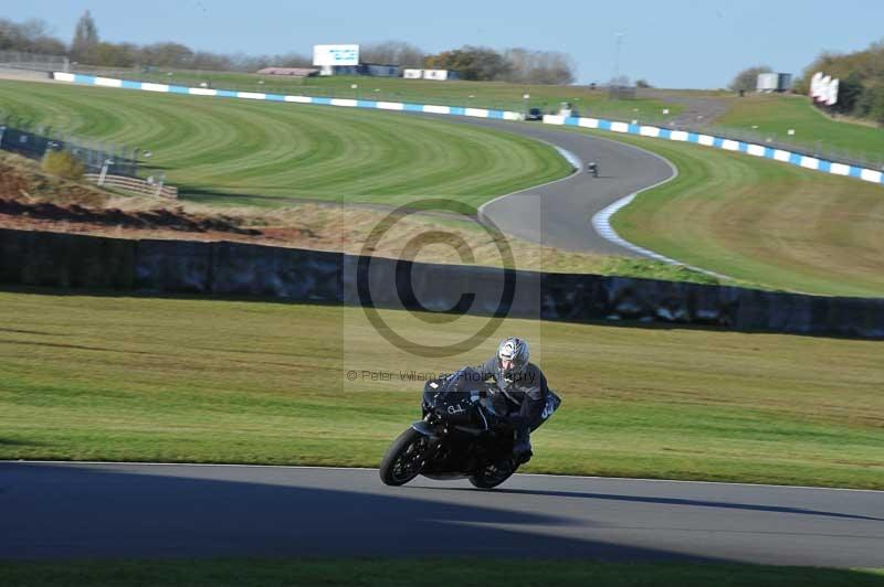 Motorcycle action photographs;donington;donington park leicestershire;donington photographs;event digital images;eventdigitalimages;no limits trackday;peter wileman photography;trackday;trackday digital images;trackday photos