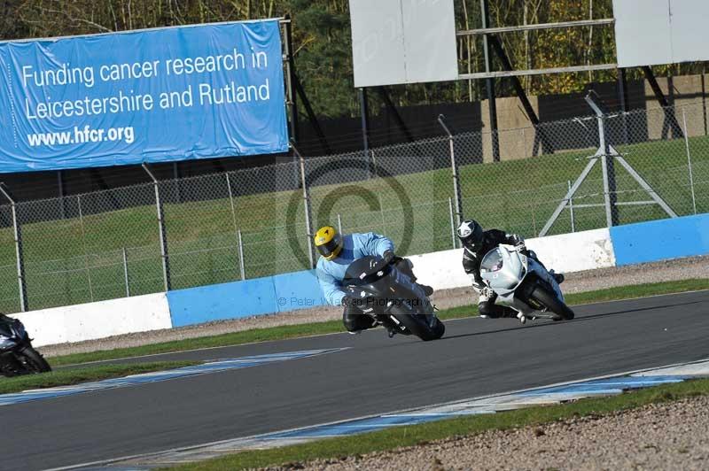 Motorcycle action photographs;donington;donington park leicestershire;donington photographs;event digital images;eventdigitalimages;no limits trackday;peter wileman photography;trackday;trackday digital images;trackday photos