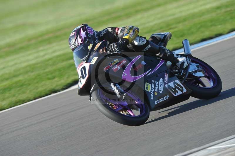 Motorcycle action photographs;donington;donington park leicestershire;donington photographs;event digital images;eventdigitalimages;no limits trackday;peter wileman photography;trackday;trackday digital images;trackday photos