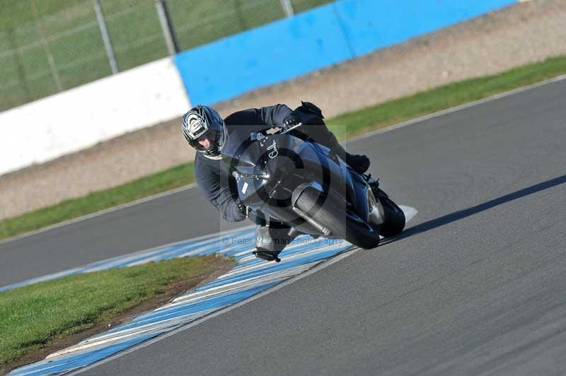 Motorcycle action photographs;donington;donington park leicestershire;donington photographs;event digital images;eventdigitalimages;no limits trackday;peter wileman photography;trackday;trackday digital images;trackday photos