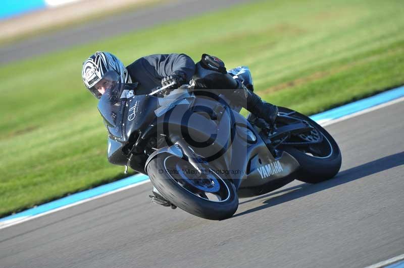 Motorcycle action photographs;donington;donington park leicestershire;donington photographs;event digital images;eventdigitalimages;no limits trackday;peter wileman photography;trackday;trackday digital images;trackday photos