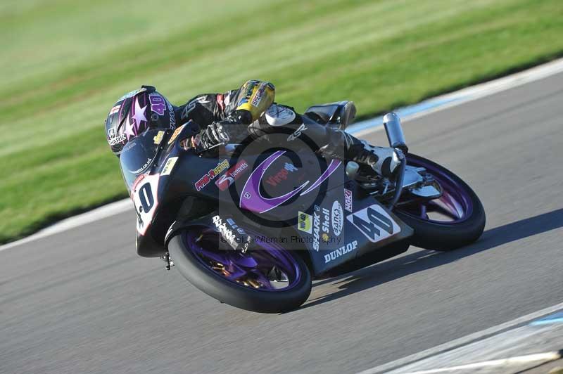 Motorcycle action photographs;donington;donington park leicestershire;donington photographs;event digital images;eventdigitalimages;no limits trackday;peter wileman photography;trackday;trackday digital images;trackday photos