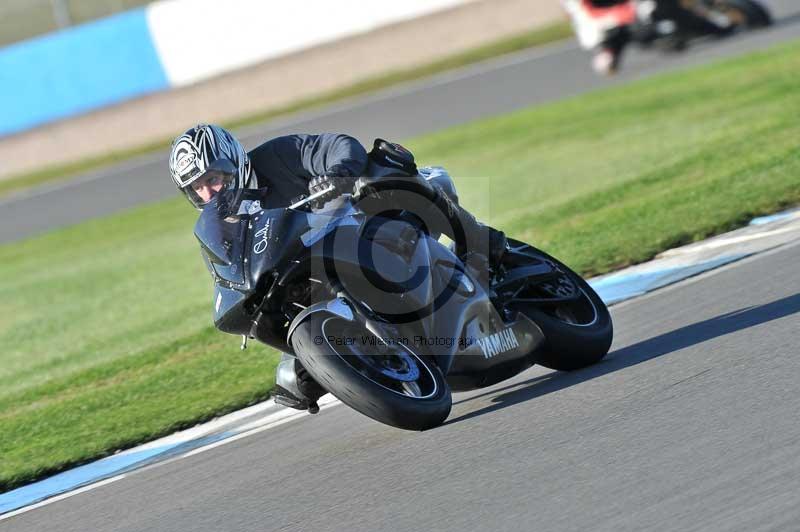 Motorcycle action photographs;donington;donington park leicestershire;donington photographs;event digital images;eventdigitalimages;no limits trackday;peter wileman photography;trackday;trackday digital images;trackday photos