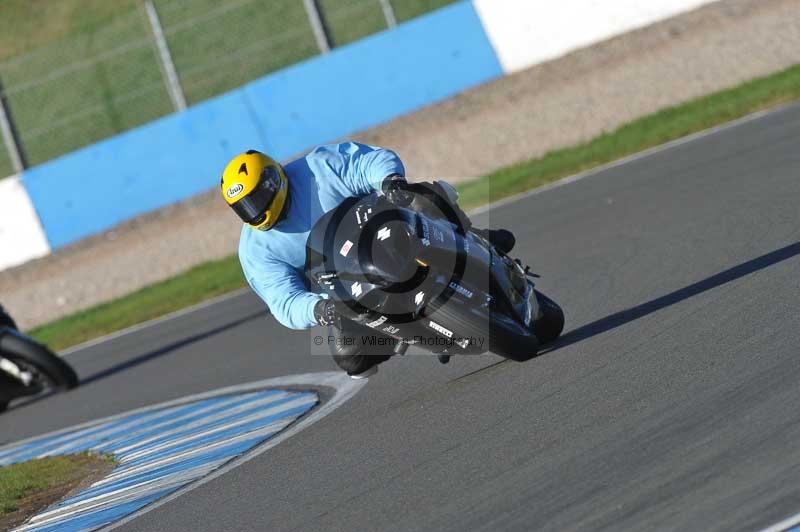 Motorcycle action photographs;donington;donington park leicestershire;donington photographs;event digital images;eventdigitalimages;no limits trackday;peter wileman photography;trackday;trackday digital images;trackday photos