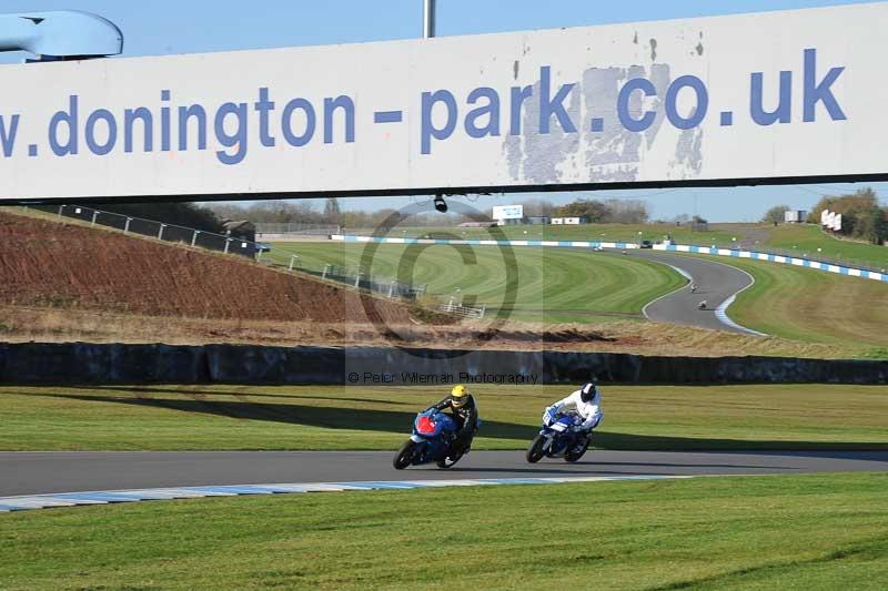 Motorcycle action photographs;donington;donington park leicestershire;donington photographs;event digital images;eventdigitalimages;no limits trackday;peter wileman photography;trackday;trackday digital images;trackday photos