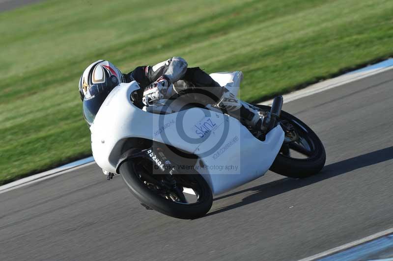 Motorcycle action photographs;donington;donington park leicestershire;donington photographs;event digital images;eventdigitalimages;no limits trackday;peter wileman photography;trackday;trackday digital images;trackday photos