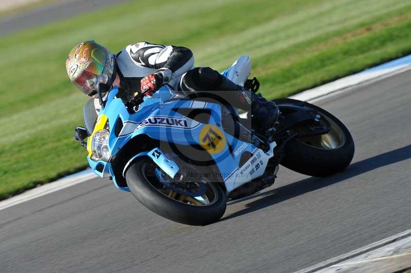 Motorcycle action photographs;donington;donington park leicestershire;donington photographs;event digital images;eventdigitalimages;no limits trackday;peter wileman photography;trackday;trackday digital images;trackday photos