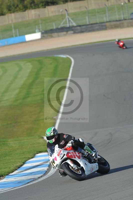 Motorcycle action photographs;donington;donington park leicestershire;donington photographs;event digital images;eventdigitalimages;no limits trackday;peter wileman photography;trackday;trackday digital images;trackday photos