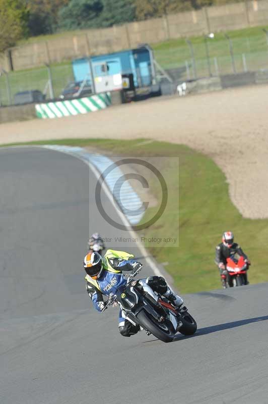 Motorcycle action photographs;donington;donington park leicestershire;donington photographs;event digital images;eventdigitalimages;no limits trackday;peter wileman photography;trackday;trackday digital images;trackday photos