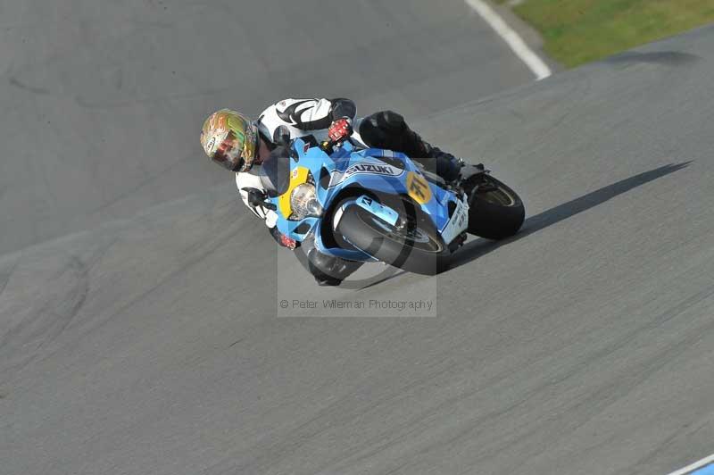 Motorcycle action photographs;donington;donington park leicestershire;donington photographs;event digital images;eventdigitalimages;no limits trackday;peter wileman photography;trackday;trackday digital images;trackday photos