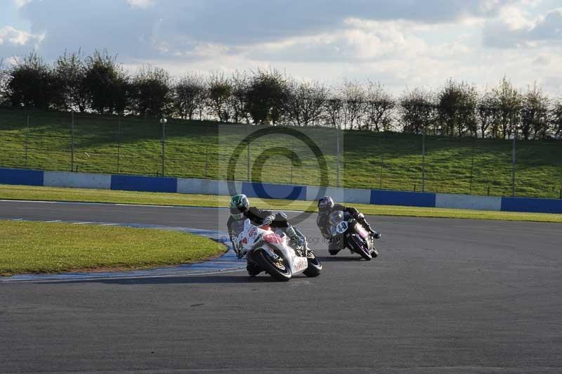 Motorcycle action photographs;donington;donington park leicestershire;donington photographs;event digital images;eventdigitalimages;no limits trackday;peter wileman photography;trackday;trackday digital images;trackday photos