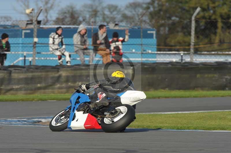 Motorcycle action photographs;donington;donington park leicestershire;donington photographs;event digital images;eventdigitalimages;no limits trackday;peter wileman photography;trackday;trackday digital images;trackday photos
