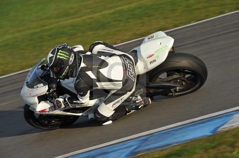 Motorcycle action photographs;donington;donington park leicestershire;donington photographs;event digital images;eventdigitalimages;no limits trackday;peter wileman photography;trackday;trackday digital images;trackday photos