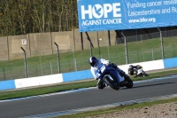 Motorcycle-action-photographs;donington;donington-park-leicestershire;donington-photographs;event-digital-images;eventdigitalimages;no-limits-trackday;peter-wileman-photography;trackday;trackday-digital-images;trackday-photos