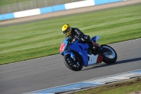 Motorcycle-action-photographs;donington;donington-park-leicestershire;donington-photographs;event-digital-images;eventdigitalimages;no-limits-trackday;peter-wileman-photography;trackday;trackday-digital-images;trackday-photos