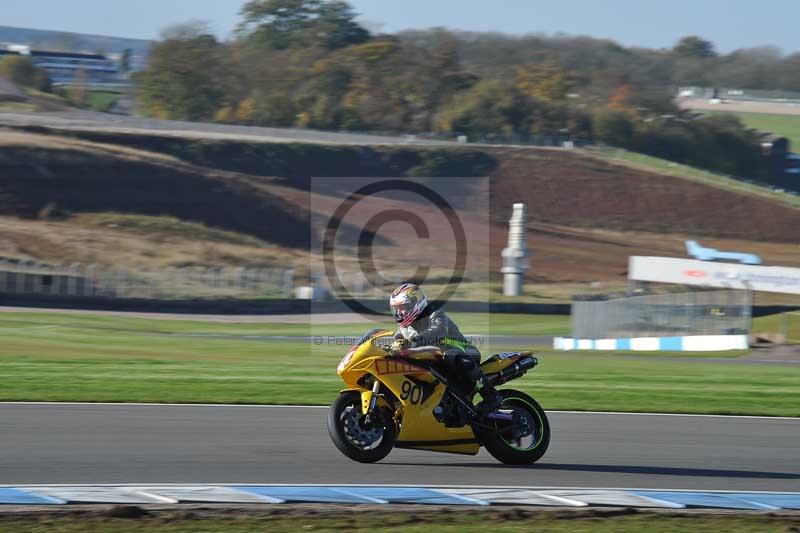 Motorcycle action photographs;donington;donington park leicestershire;donington photographs;event digital images;eventdigitalimages;no limits trackday;peter wileman photography;trackday;trackday digital images;trackday photos