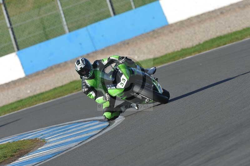 Motorcycle action photographs;donington;donington park leicestershire;donington photographs;event digital images;eventdigitalimages;no limits trackday;peter wileman photography;trackday;trackday digital images;trackday photos