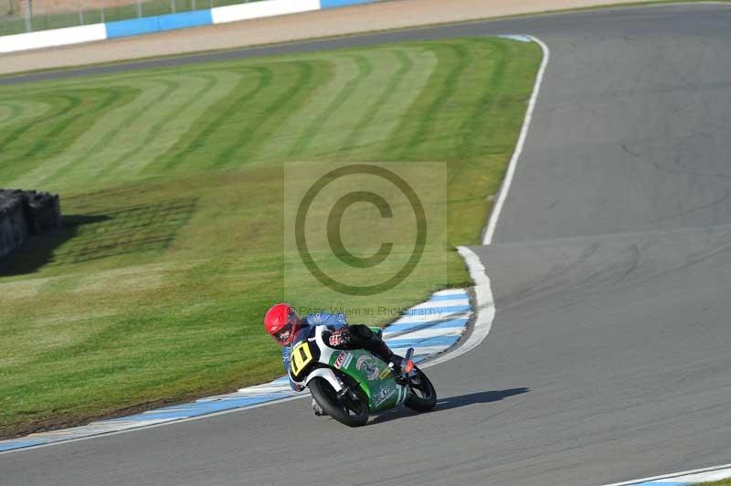 Motorcycle action photographs;donington;donington park leicestershire;donington photographs;event digital images;eventdigitalimages;no limits trackday;peter wileman photography;trackday;trackday digital images;trackday photos