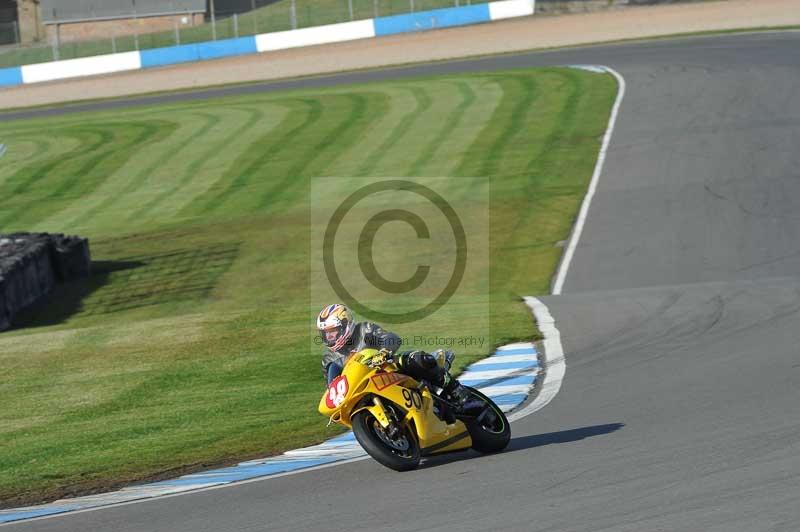 Motorcycle action photographs;donington;donington park leicestershire;donington photographs;event digital images;eventdigitalimages;no limits trackday;peter wileman photography;trackday;trackday digital images;trackday photos