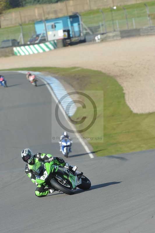 Motorcycle action photographs;donington;donington park leicestershire;donington photographs;event digital images;eventdigitalimages;no limits trackday;peter wileman photography;trackday;trackday digital images;trackday photos