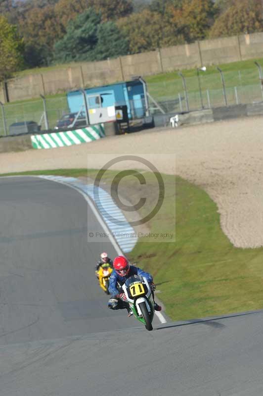 Motorcycle action photographs;donington;donington park leicestershire;donington photographs;event digital images;eventdigitalimages;no limits trackday;peter wileman photography;trackday;trackday digital images;trackday photos