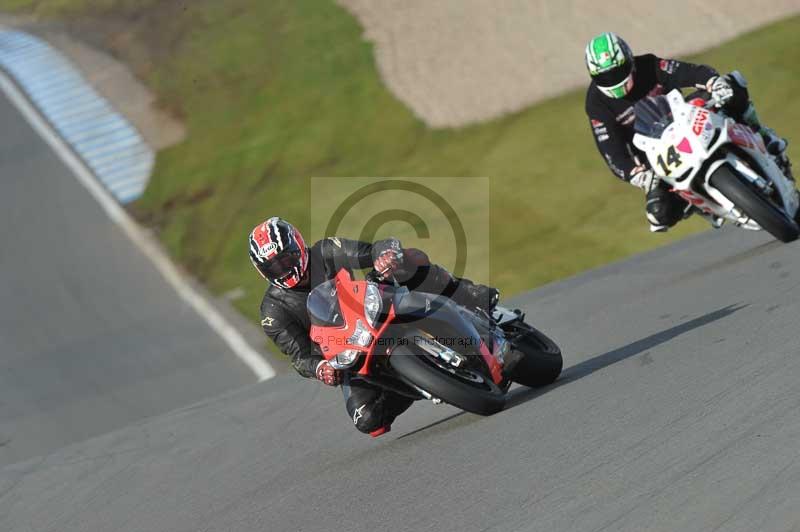 Motorcycle action photographs;donington;donington park leicestershire;donington photographs;event digital images;eventdigitalimages;no limits trackday;peter wileman photography;trackday;trackday digital images;trackday photos