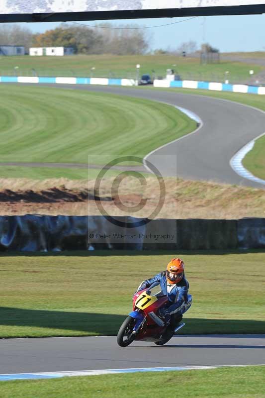 Motorcycle action photographs;donington;donington park leicestershire;donington photographs;event digital images;eventdigitalimages;no limits trackday;peter wileman photography;trackday;trackday digital images;trackday photos
