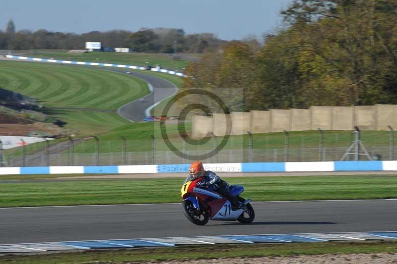 Motorcycle action photographs;donington;donington park leicestershire;donington photographs;event digital images;eventdigitalimages;no limits trackday;peter wileman photography;trackday;trackday digital images;trackday photos