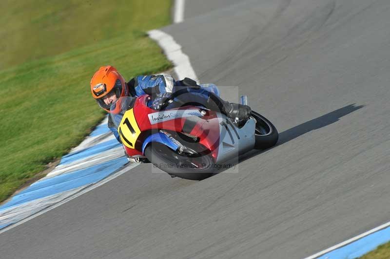 Motorcycle action photographs;donington;donington park leicestershire;donington photographs;event digital images;eventdigitalimages;no limits trackday;peter wileman photography;trackday;trackday digital images;trackday photos