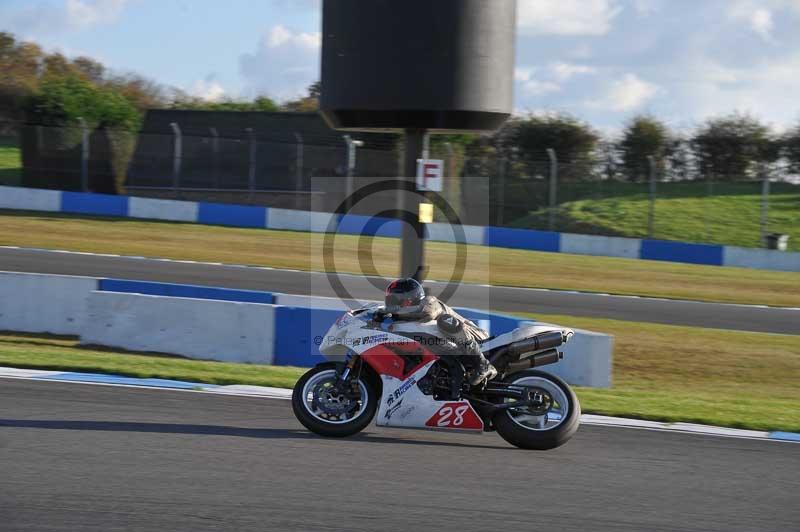 Motorcycle action photographs;donington;donington park leicestershire;donington photographs;event digital images;eventdigitalimages;no limits trackday;peter wileman photography;trackday;trackday digital images;trackday photos