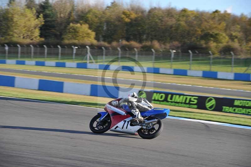 Motorcycle action photographs;donington;donington park leicestershire;donington photographs;event digital images;eventdigitalimages;no limits trackday;peter wileman photography;trackday;trackday digital images;trackday photos