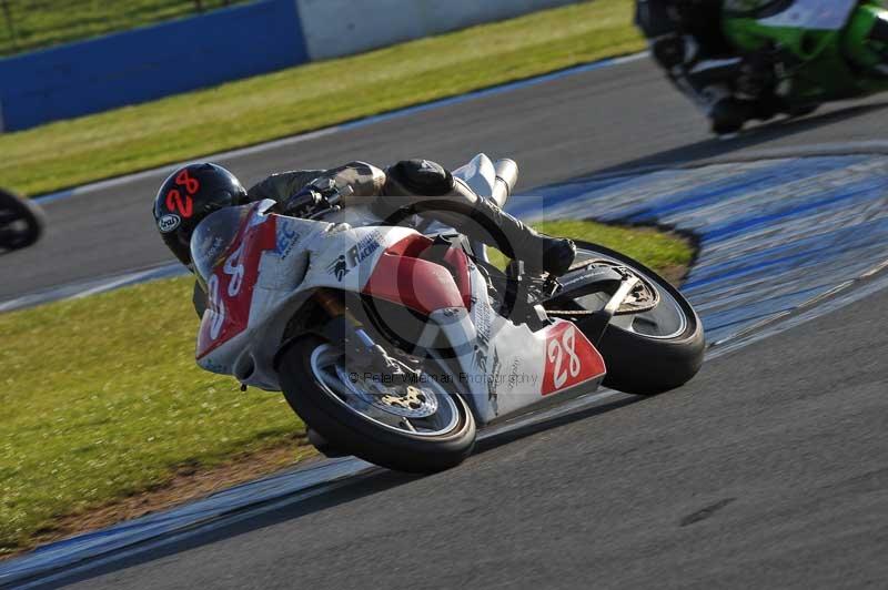 Motorcycle action photographs;donington;donington park leicestershire;donington photographs;event digital images;eventdigitalimages;no limits trackday;peter wileman photography;trackday;trackday digital images;trackday photos