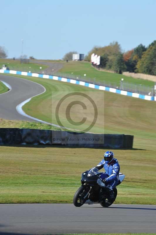 Motorcycle action photographs;donington;donington park leicestershire;donington photographs;event digital images;eventdigitalimages;no limits trackday;peter wileman photography;trackday;trackday digital images;trackday photos