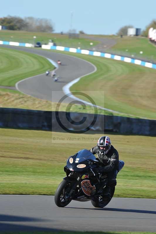 Motorcycle action photographs;donington;donington park leicestershire;donington photographs;event digital images;eventdigitalimages;no limits trackday;peter wileman photography;trackday;trackday digital images;trackday photos