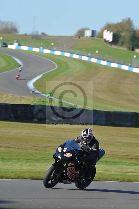 Motorcycle action photographs;donington;donington park leicestershire;donington photographs;event digital images;eventdigitalimages;no limits trackday;peter wileman photography;trackday;trackday digital images;trackday photos