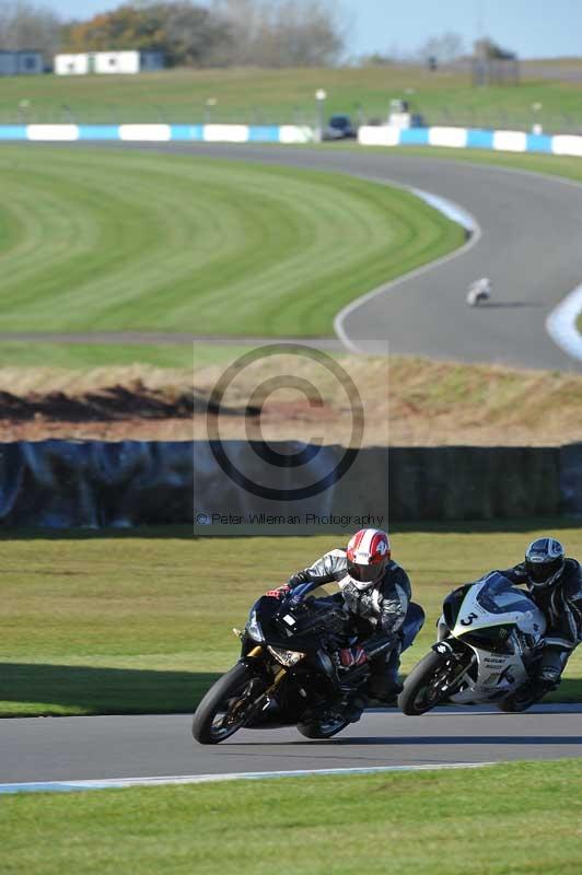 Motorcycle action photographs;donington;donington park leicestershire;donington photographs;event digital images;eventdigitalimages;no limits trackday;peter wileman photography;trackday;trackday digital images;trackday photos