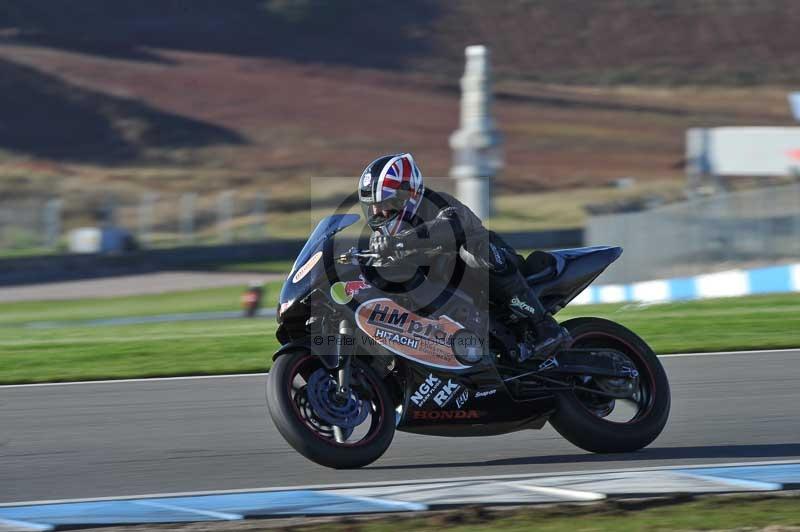 Motorcycle action photographs;donington;donington park leicestershire;donington photographs;event digital images;eventdigitalimages;no limits trackday;peter wileman photography;trackday;trackday digital images;trackday photos