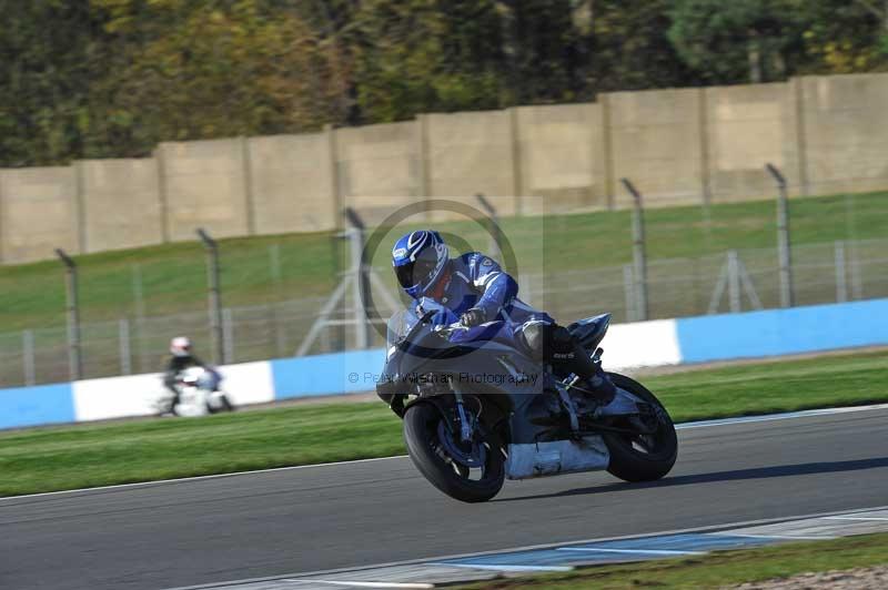 Motorcycle action photographs;donington;donington park leicestershire;donington photographs;event digital images;eventdigitalimages;no limits trackday;peter wileman photography;trackday;trackday digital images;trackday photos