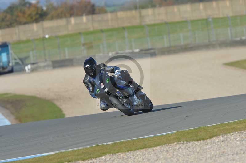 Motorcycle action photographs;donington;donington park leicestershire;donington photographs;event digital images;eventdigitalimages;no limits trackday;peter wileman photography;trackday;trackday digital images;trackday photos