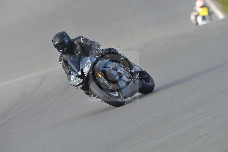 Motorcycle action photographs;donington;donington park leicestershire;donington photographs;event digital images;eventdigitalimages;no limits trackday;peter wileman photography;trackday;trackday digital images;trackday photos