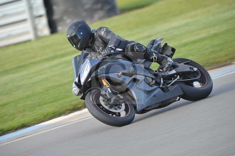 Motorcycle action photographs;donington;donington park leicestershire;donington photographs;event digital images;eventdigitalimages;no limits trackday;peter wileman photography;trackday;trackday digital images;trackday photos