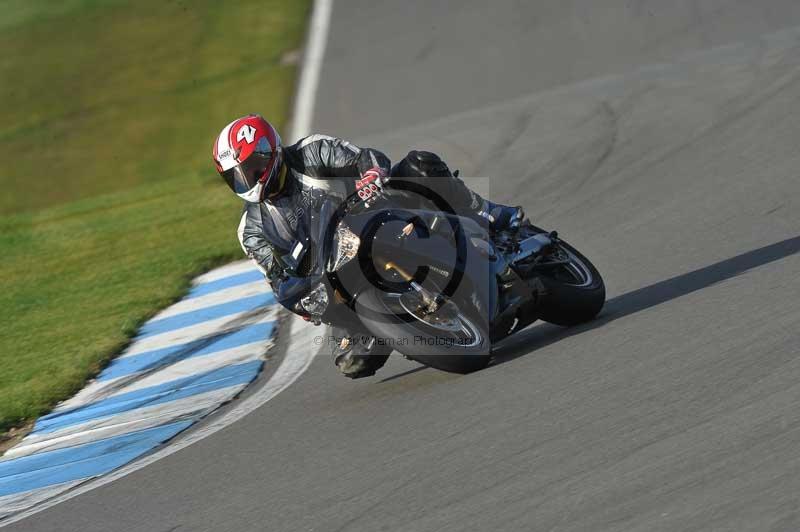 Motorcycle action photographs;donington;donington park leicestershire;donington photographs;event digital images;eventdigitalimages;no limits trackday;peter wileman photography;trackday;trackday digital images;trackday photos