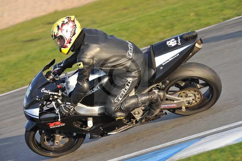 Motorcycle action photographs;donington;donington park leicestershire;donington photographs;event digital images;eventdigitalimages;no limits trackday;peter wileman photography;trackday;trackday digital images;trackday photos